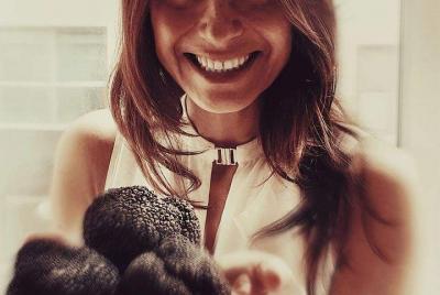 Excursión en tierra desde Livorno con caza de trufas y tour de vinos en Chianti Toscana