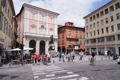 Experiencia privada de vinos para amantes de Pisa, pasta y Chianti de Viareggio-Forte Marmi