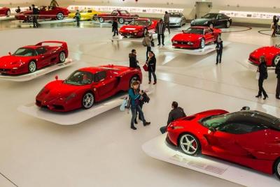 Tour privado de degustación de vinagre balsámico, parmesano y Ferrari desde Forte Dei Marmi