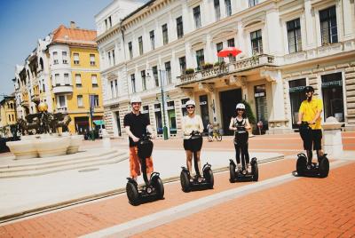 Tour privado en Segway por Milán: Castillo Sforza, La Scala, el Duomo y más Tour privado en Segway por Milán: Castillo Sforza, La Scala, el Duomo y más