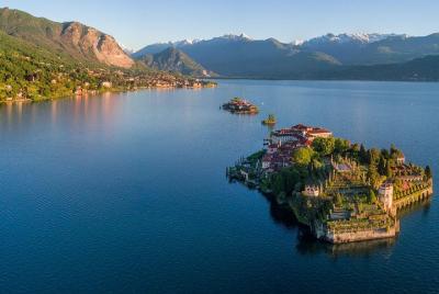 Excursión de un día al lago Maggiore desde Milán Excursión de un día al lago Maggiore desde Milán