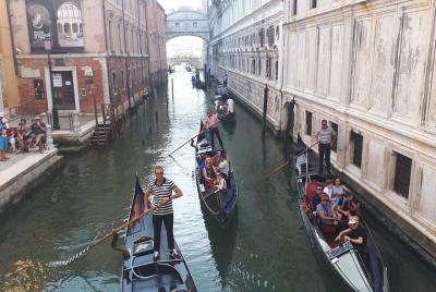 Visita guiada de día completo a Venecia desde Milán - Recogida en el hotel Visita guiada de día completo a Venecia desde Milán - Recogida en el hotel
