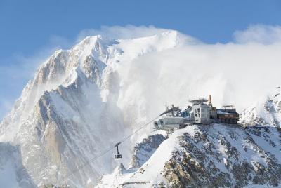 Monte Bianco y Courmayeur con recogida en hotel desde Milán Monte Bianco y Courmayeur con recogida en hotel desde Milán
