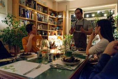 Cena italiana casera y maridaje de vinos naturales en Milán Cena italiana casera y maridaje de vinos naturales en Milán