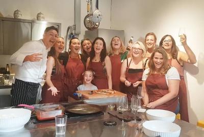 El arte de hacer una clase de cocina de pizza en un lugar único con Pizzachef italiano El arte de hacer una clase de cocina de pizza en un lugar único con Pizzachef italiano