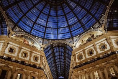 Milano Fashion Tour - Ventas privadas y compras personales Milano Fashion Tour - Ventas privadas y compras personales