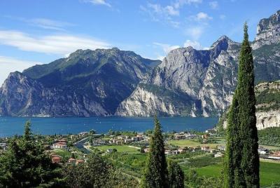 Lago de Garda desde Milán en grupo pequeño - max 7 pax Lago de Garda desde Milán en grupo pequeño - max 7 pax