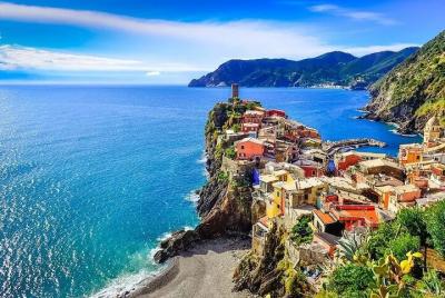 Colores de Liguria, tour privado de día completo a Cinque Terre desde Milán Colores de Liguria, tour privado de día completo a Cinque Terre desde Milán