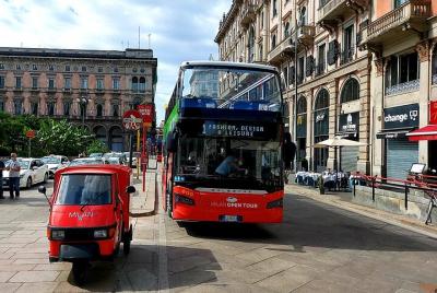Recorrido en autobús por lo más destacado de Milán válido por 1 día Recorrido en autobús por lo más destacado de Milán válido por 1 día