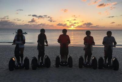 Tour de Segway en las Islas Caimán Seven Mile Beach Sunset