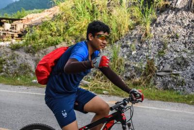 Tour privado: Ciclismo de día completo. Las calles de la ciudad Vientiane con Buddha Park Tour privado: Ciclismo de día completo. Las calles de la ciudad Vientiane con Buddha Park