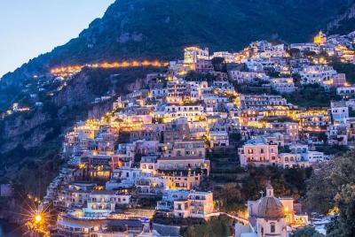 Excursión diaria Día completo 8 horas (Sorrento Positano Pompeya)