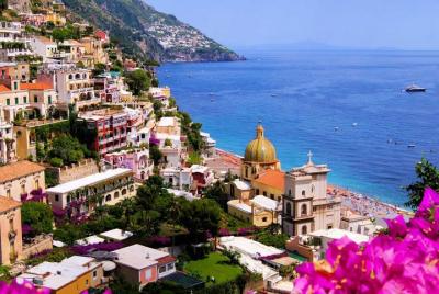 Excursión privada desde el muelle de Nápoles a la costa de Amalfi y Pompeya, vehículo Mercedes