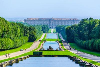 Entrada al Palacio Real de Caserta