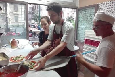 Nápoles: pizzero por un día en el restaurante