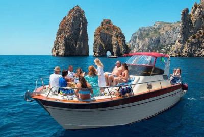 Secret Gem Tour de la costa de Amalfi: barco y coche
