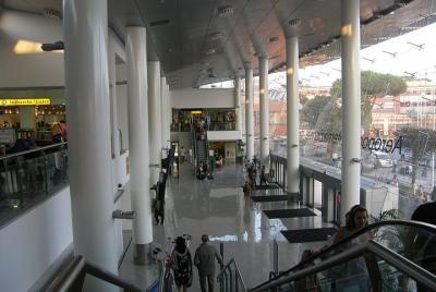 Traslado privado de llegada o salida en Nápoles (recogida en el hotel o aeropuerto)