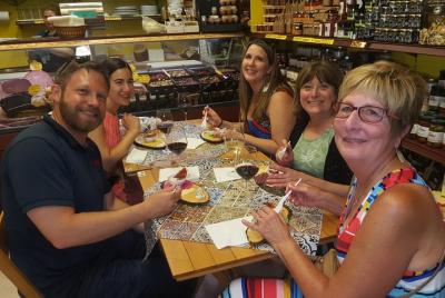 Naples Food Tour & Wine Tasting con un experto nativo y mejor calificado