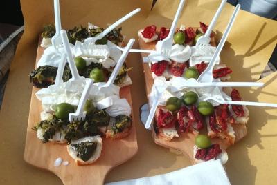 Recorrido gastronómico por la calle de Nápoles con guía gastronómico por el centro histórico