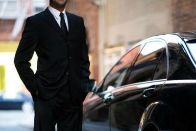 Traslado del aeropuerto al puerto de Nápoles.