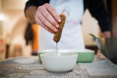 Comparta su amor de pasta: clase de pasta y tiramisú en grupos pequeños en Palermo