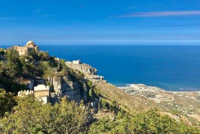 Tour privado de ERICE y SEGESTA con guía local: comienza en Palermo