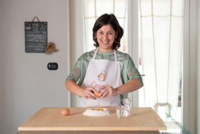 Clases privadas de pasta y tiramisú en la casa de una Cesarina con degustación en Pavia Clases privadas de pasta y tiramisú en la casa de una Cesarina con degustación en Pavia