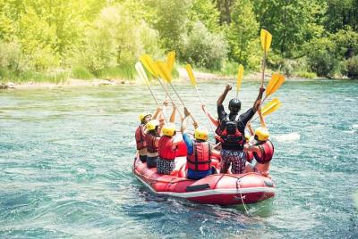 Aventura de rafting en el río en el centro de Italia con deliciosos refrescos - Umbría Aventura de rafting en el río en el centro de Italia con deliciosos refrescos - Umbría