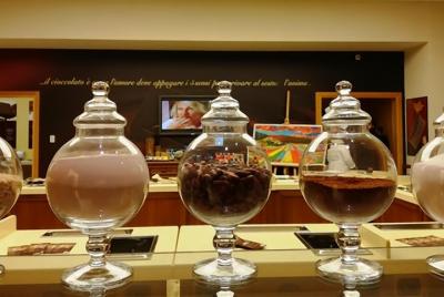 Excursión de un día: el laboratorio de cocina artística de Norcineria + almuerzo + Perugina Chocolate House + degustación