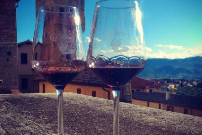 Descubra los vinos de Umbría, Italia - Clase de degustación de vinos por sumiller Descubra los vinos de Umbría, Italia - Clase de degustación de vinos por sumiller