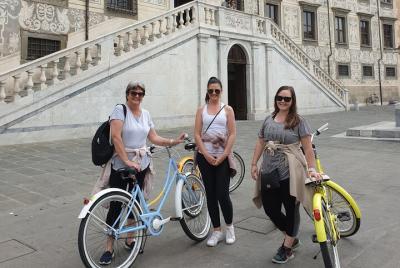 Tour de medio día en bicicleta por lo más destacado de Pisa