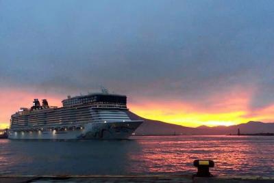 Desde Salerno: tour de día completo por la costa de Amalfi Positano, Amalfi y Ravello