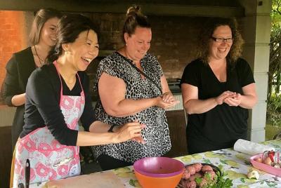 Tour al olivar y clase de cocina en el campo alrededor de Salerno.