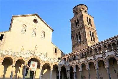 Lo mejor de Salerno Walking Tour con un guía nativo