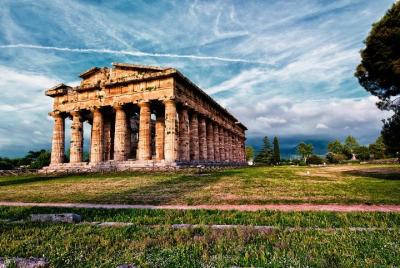 Paestum: templos y museo arqueológico con su arqueólogo local