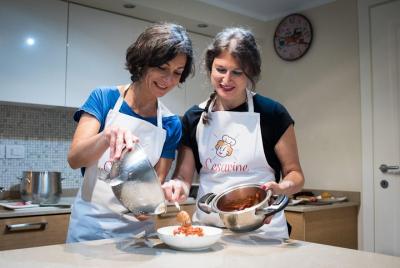 Comparte tu Pasta Love: Clases de pasta y tiramisú en grupos pequeños en Siena Comparte tu Pasta Love: Clases de pasta y tiramisú en grupos pequeños en Siena
