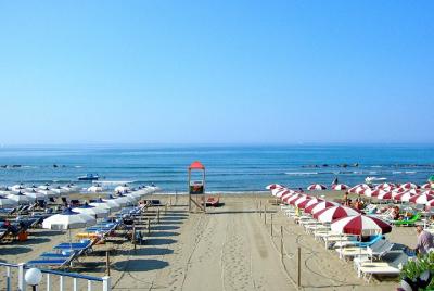 Traslado privado: aeropuerto de Ciampino a Castiglione della Pescaia o viceversa