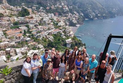 Excursión de día completo a la costa de Amalfi desde Sorrento