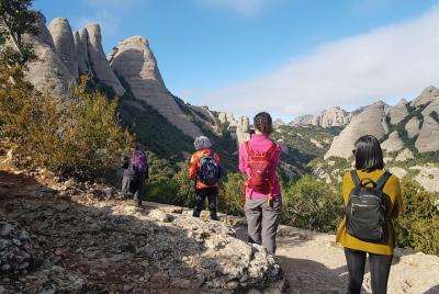 Caminata de senderismo superior en Montserrat para 