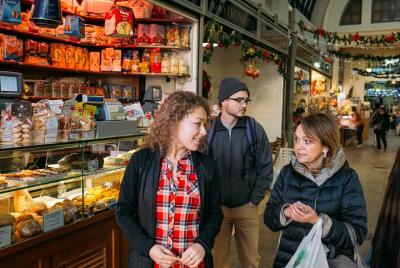 Dale un nombre a tu receta: tour de mercado de alimentos y taller con una Cesarina en Treviso