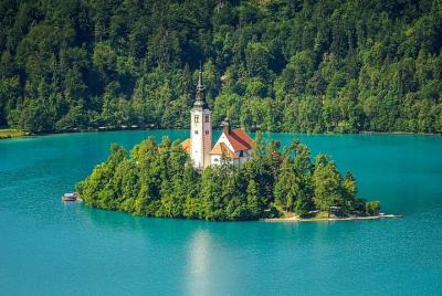 Lago Bled y Ljubljana - Tour en grupo pequeño desde Trieste Lago Bled y Ljubljana - Tour en grupo pequeño desde Trieste