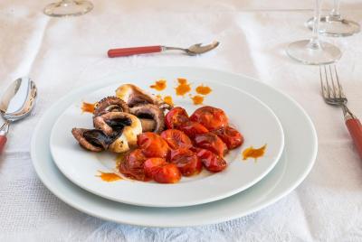 Experiencia gastronómica en la casa de un local en Trieste con cocina en vivo Experiencia gastronómica en la casa de un local en Trieste con cocina en vivo