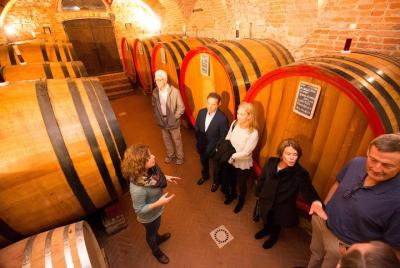 Tour de vinos de Barolo y Barbaresco con un sumiller