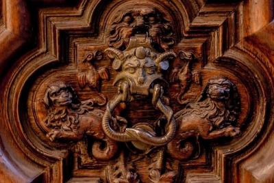 Hechiceros fantasmas y milagros