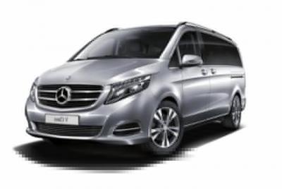 Traslado privado de salida desde la ciudad de Turín al aeropuerto de Turín TRN en Luxury Van