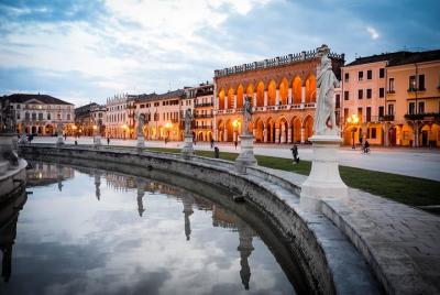 Excursión de un día en tren desde Venecia a Padua. Tour privado