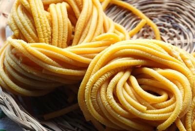 Clase privada de preparación de pasta en la casa de un local con almuerzo o cena en Venecia