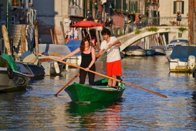 Aprende a remar en Venecia con el 