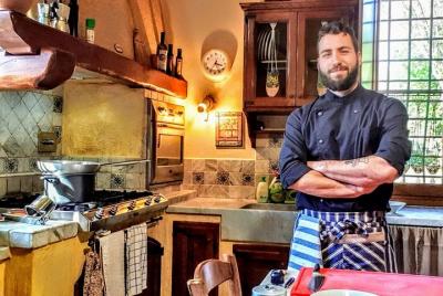 1 hora de clase de cocina de carbonara en vivo en línea con un chef italiano