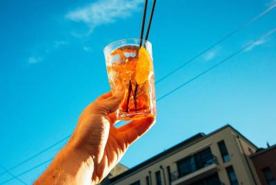 Withlocals LIVE Aperol Spritz veneciano con una clase local en línea